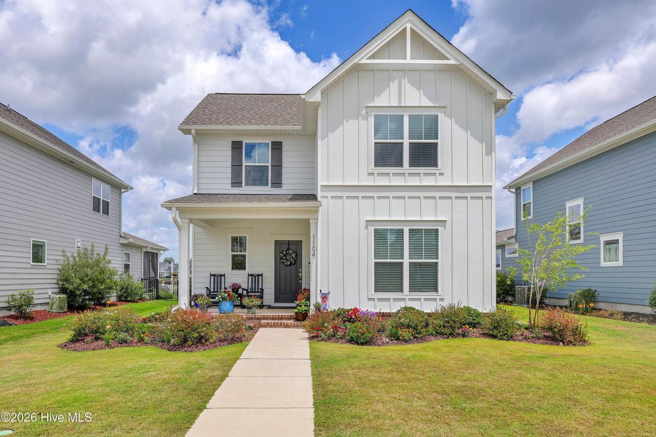 1104 Trisail Terrace - Photo 1