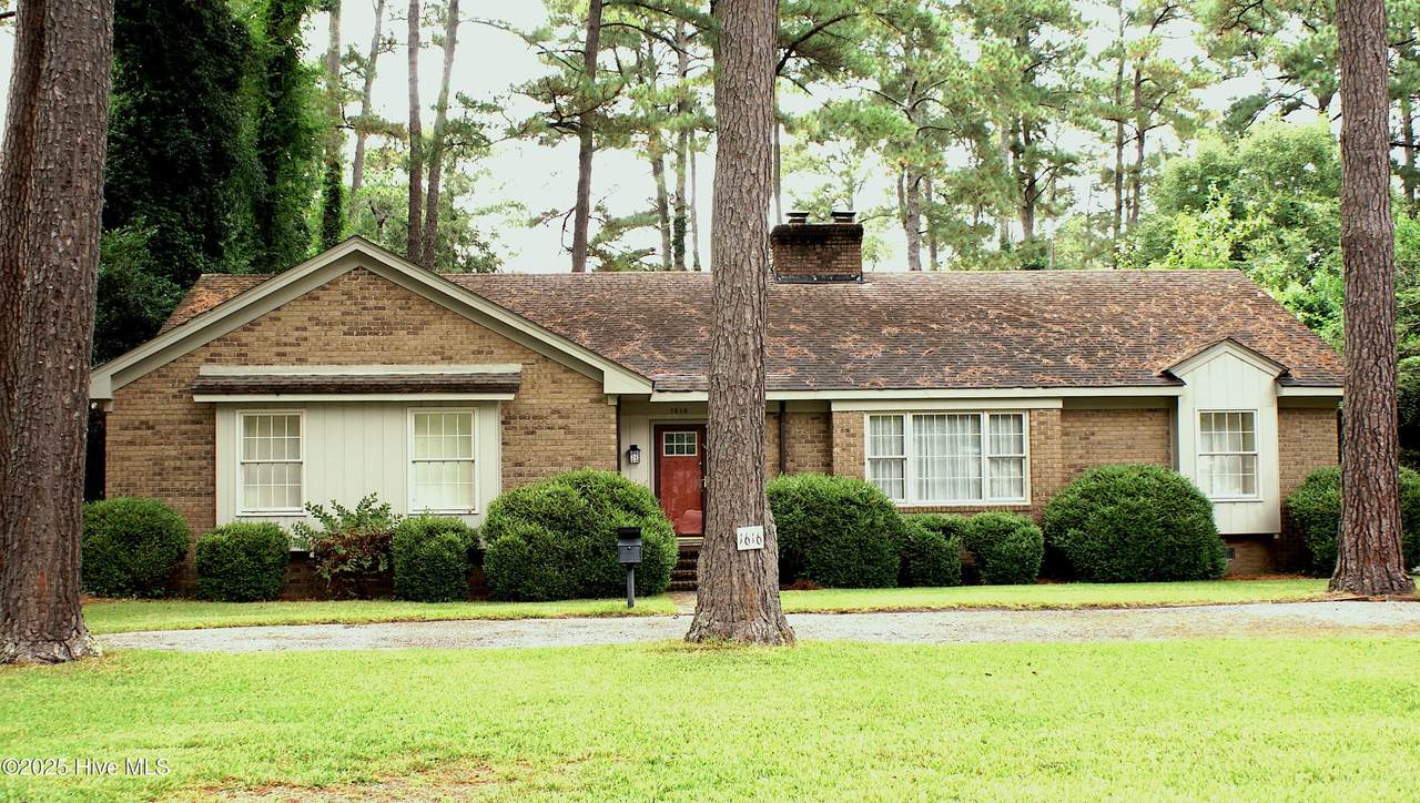 1616 Marvelle Avenue - Photo 1