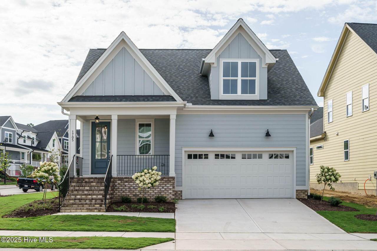 154 Coventry Court - Photo 1