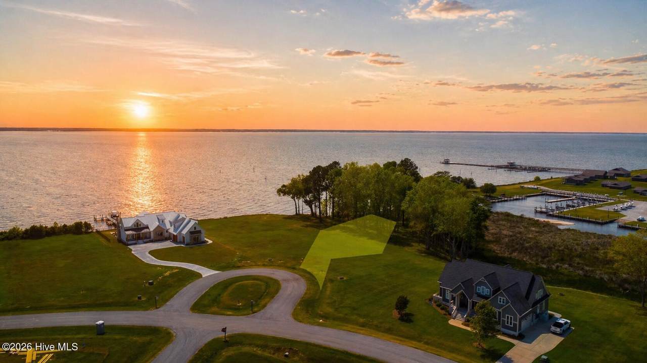 16 Wax Myrtle Court - Photo 1