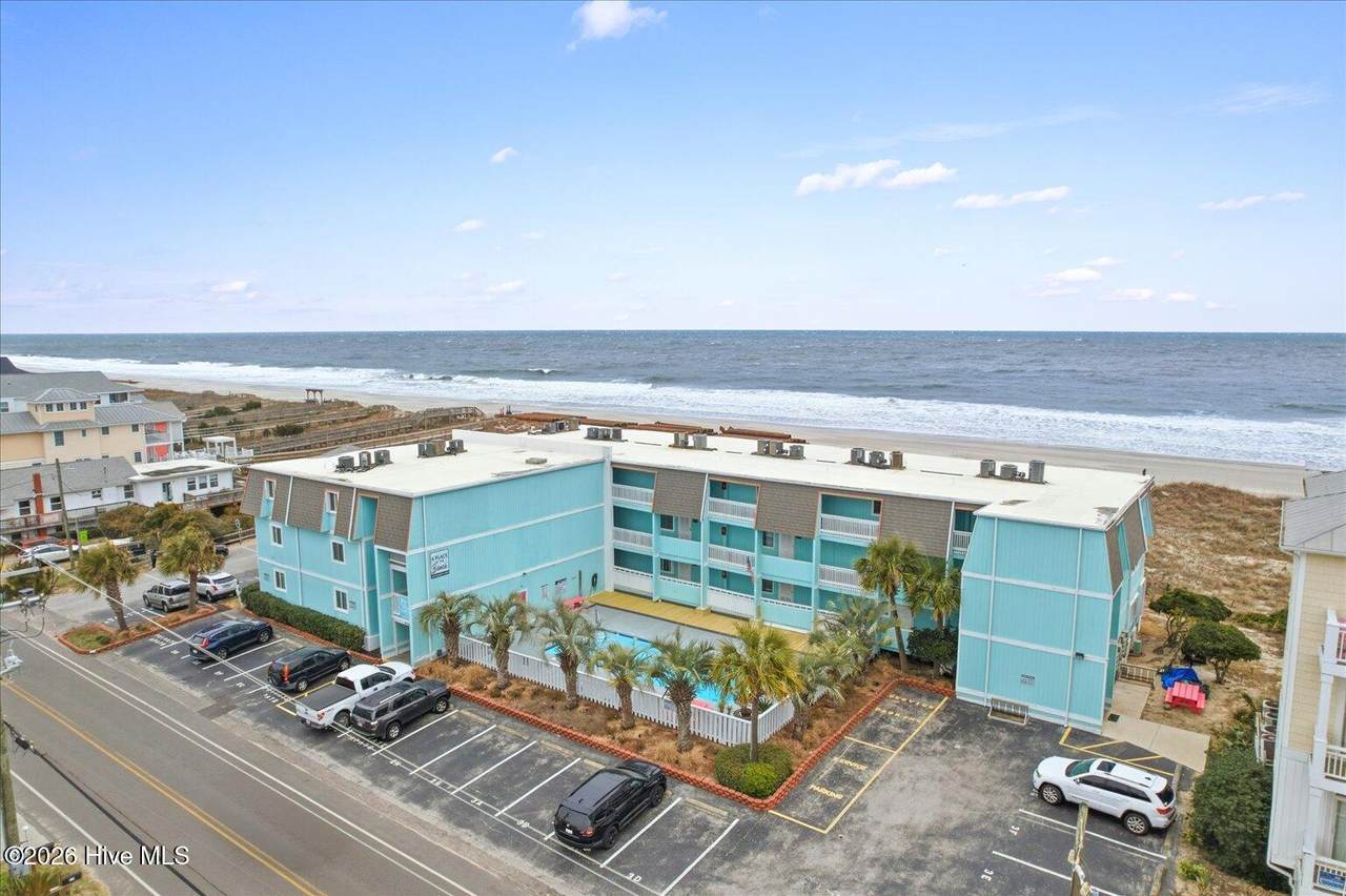 918 Carolina Beach Avenue - Photo 1