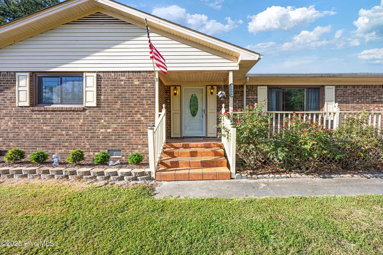 2000 Johnson Road - Photo 1