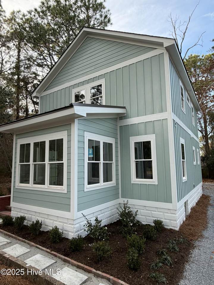 760 May Street - Photo 1