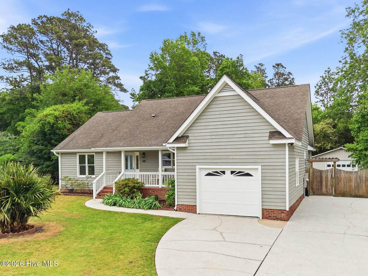 140 Rogersville Road - Photo 1