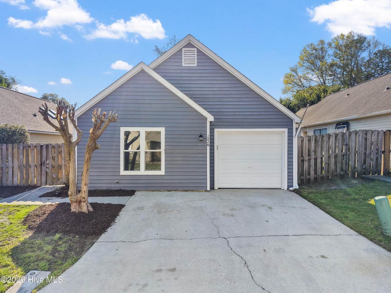 1220 Shipyard Boulevard - Photo 1