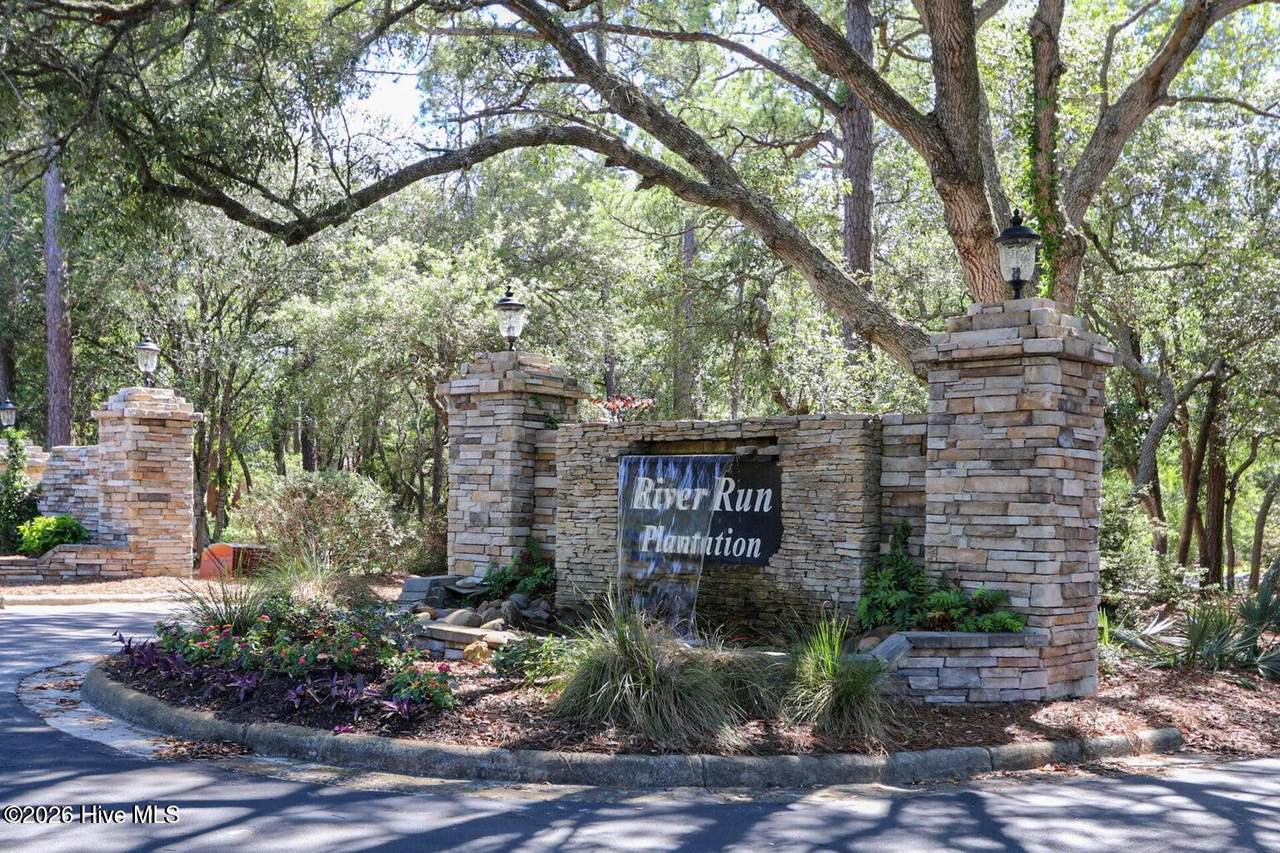 2933 Island Drive - Photo 1