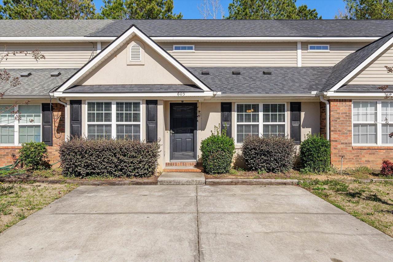 605 Goodale Lane - Photo 1