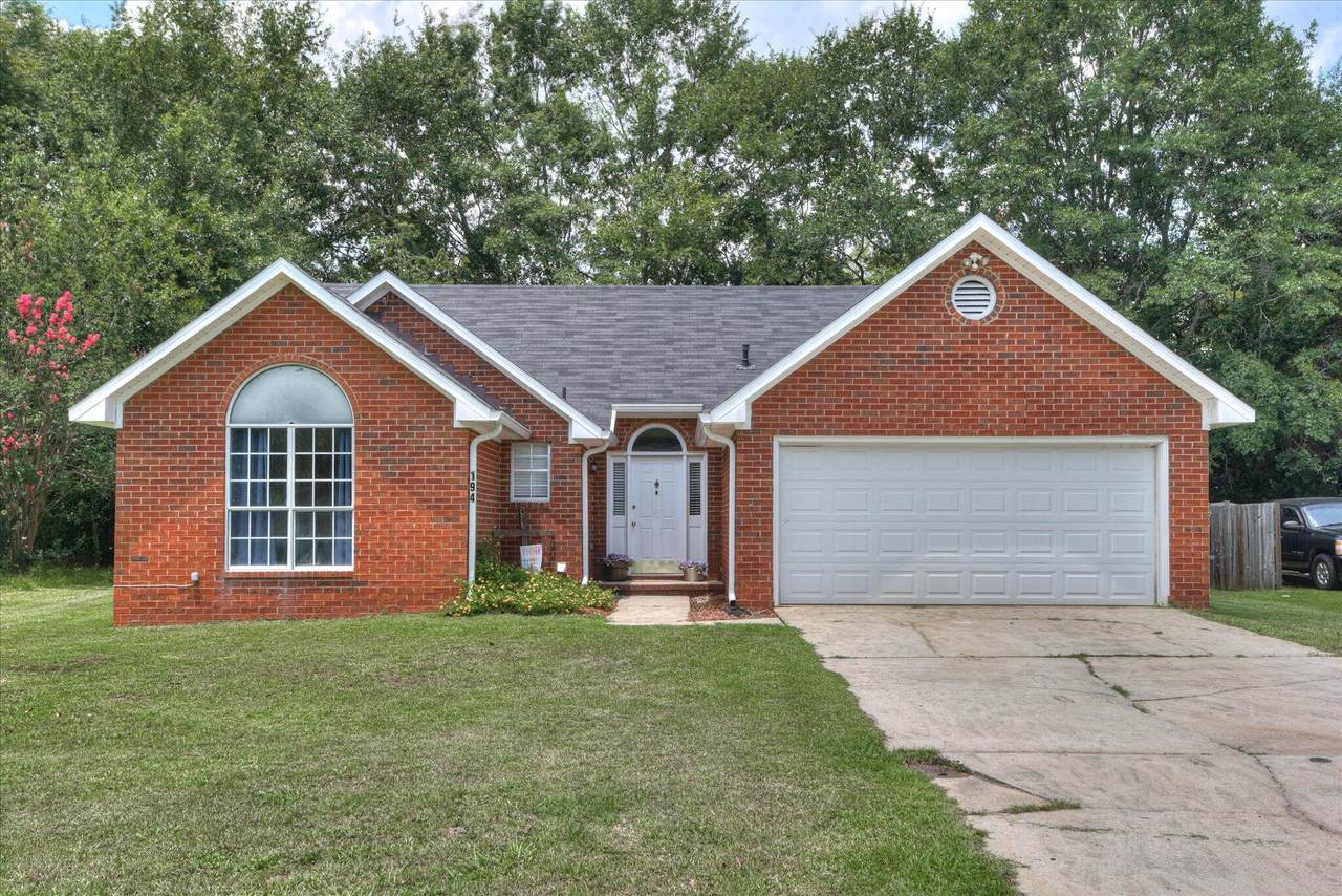 194 Suffolk Drive - Photo 1