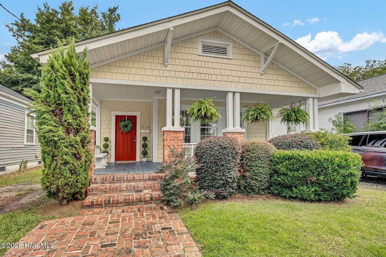 1713 Carolina Avenue - Photo 1