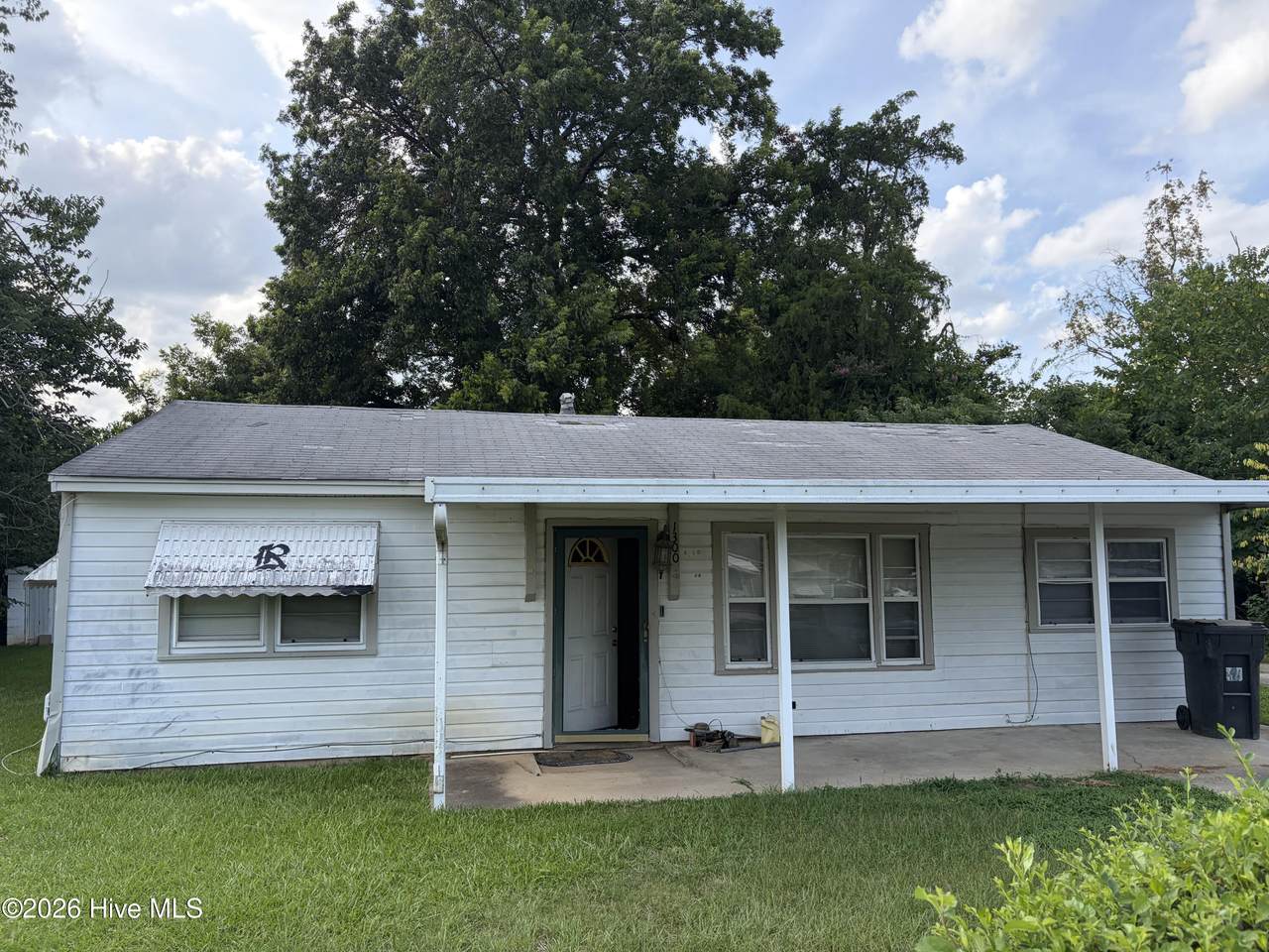 1300 Bruce Street - Photo 1