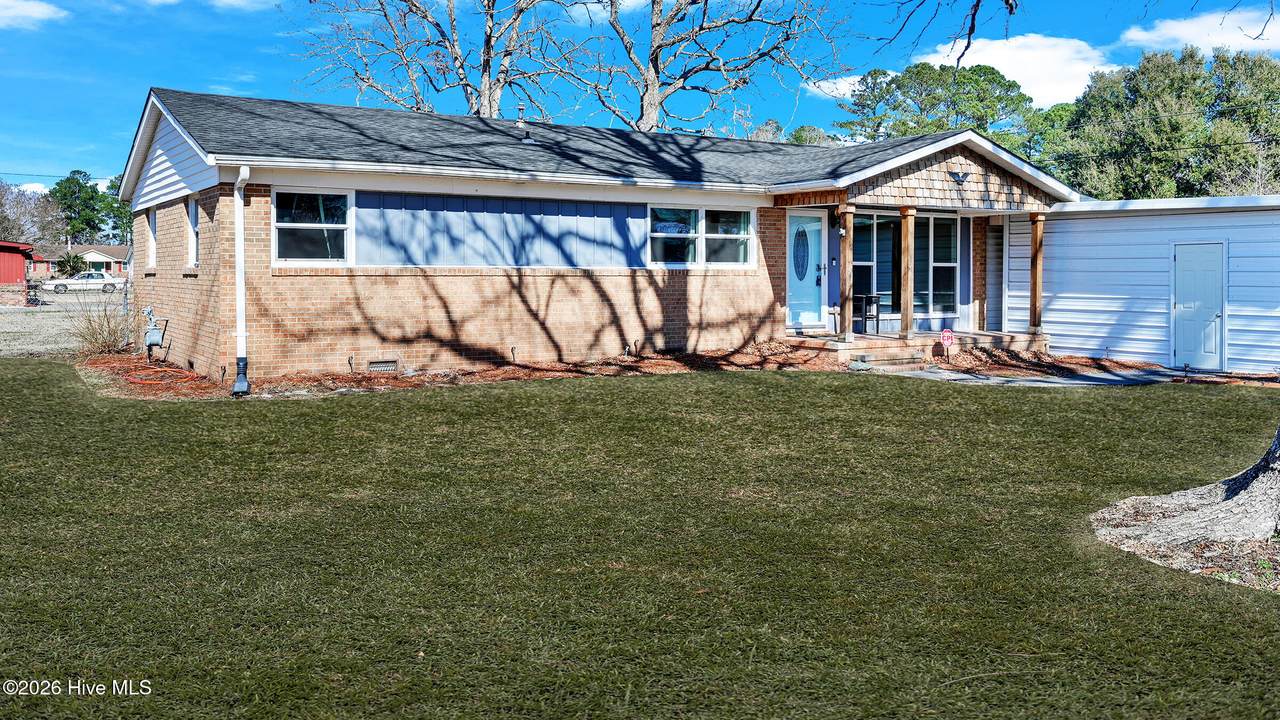304 Wharton Street - Photo 1