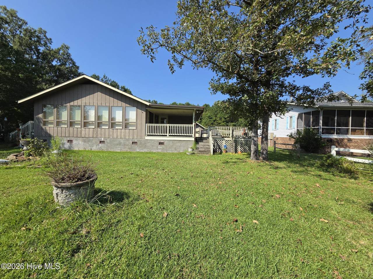 258 Hideaway Road - Photo 1