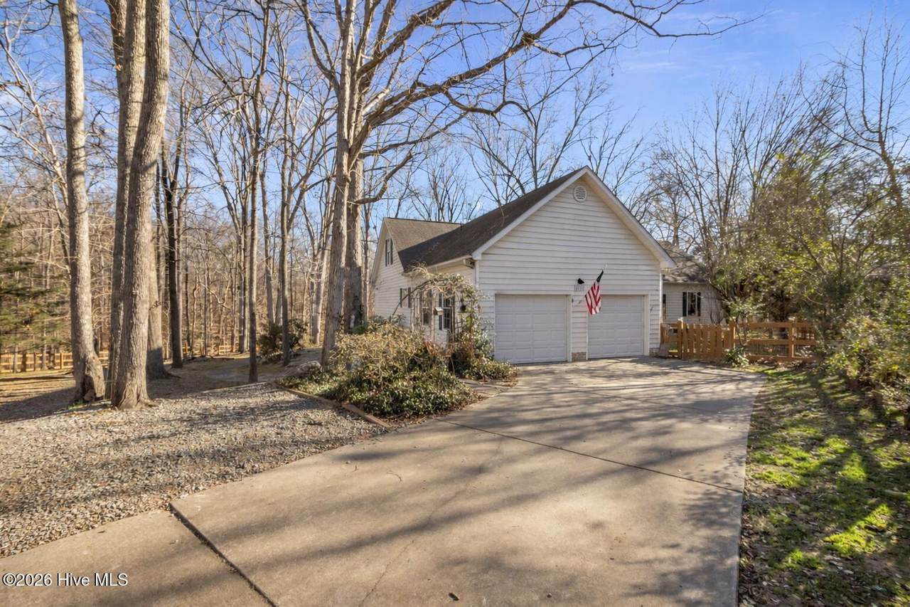 4802 Seterra Bend - Photo 1