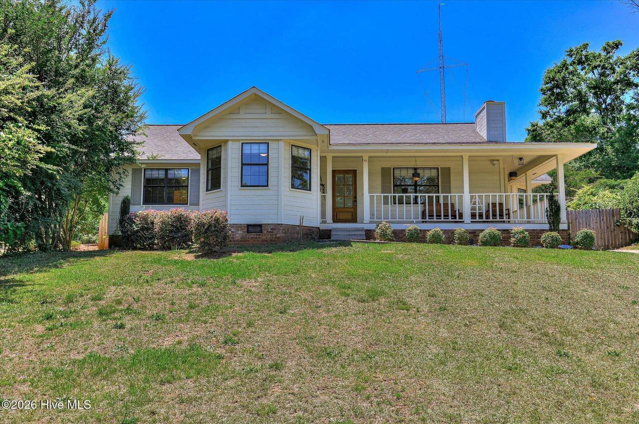 139 Crawford Drive - Photo 1