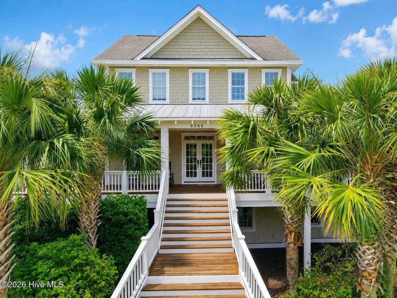 6266 Ingleside Drive - Photo 1