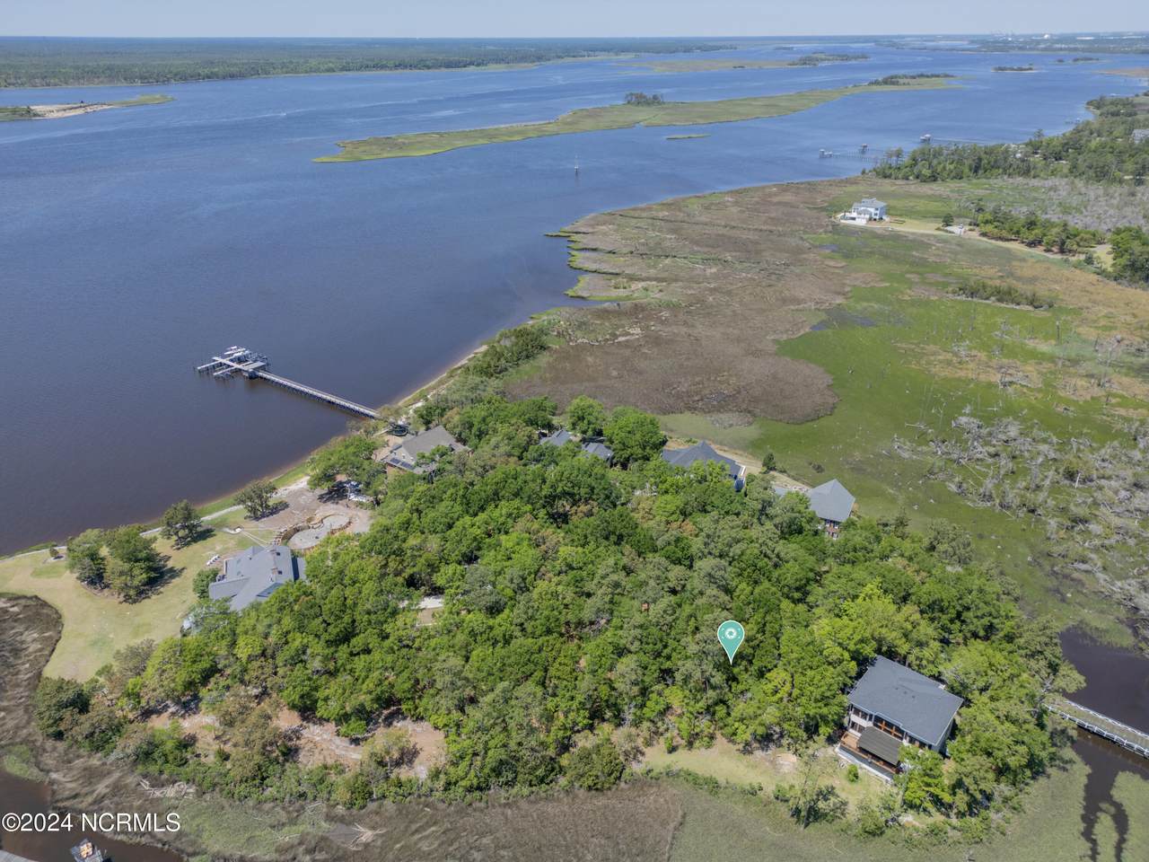 109 Island Bridge Way - Photo 1