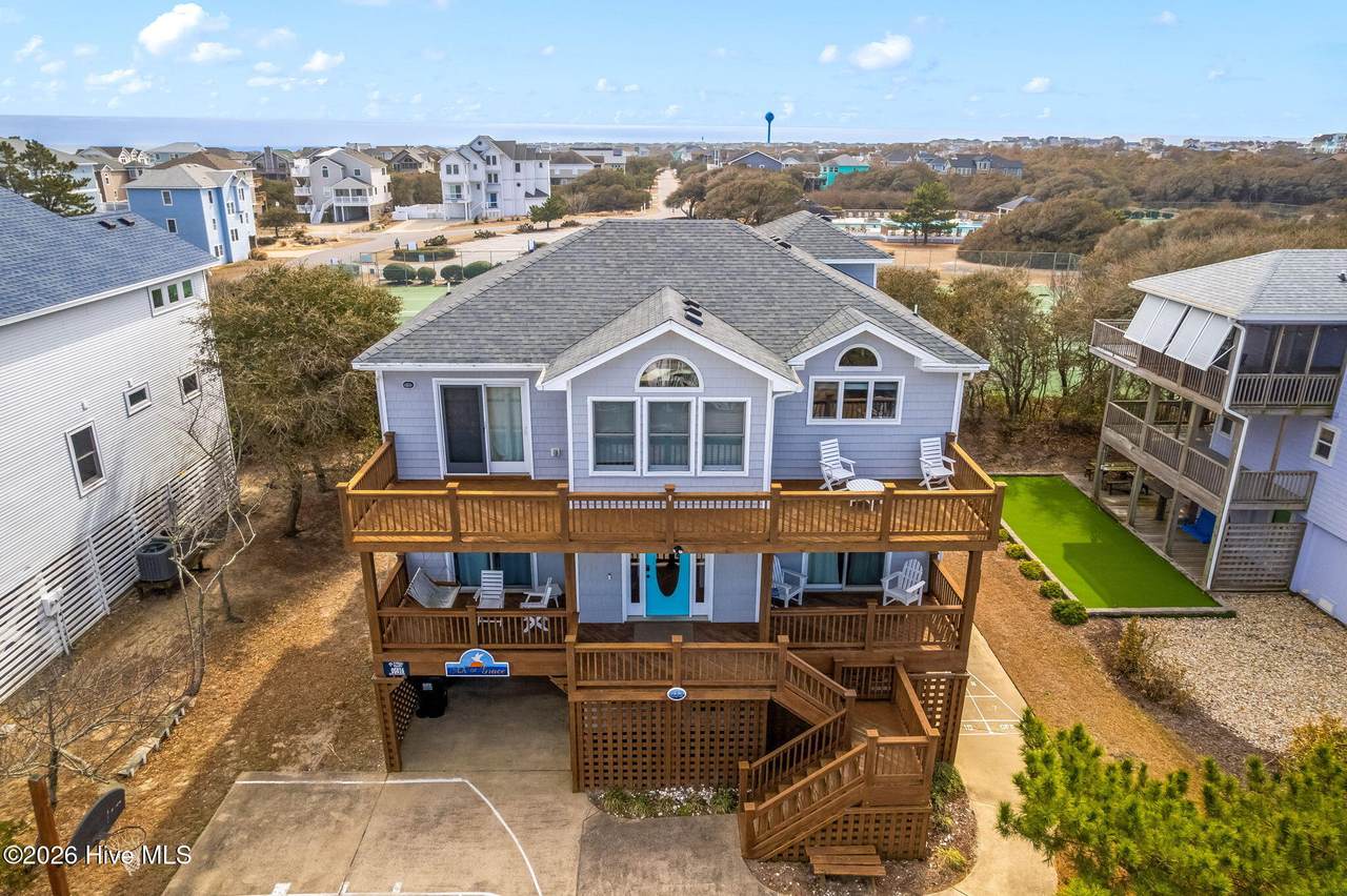 632 Myrtlewood Court - Photo 1