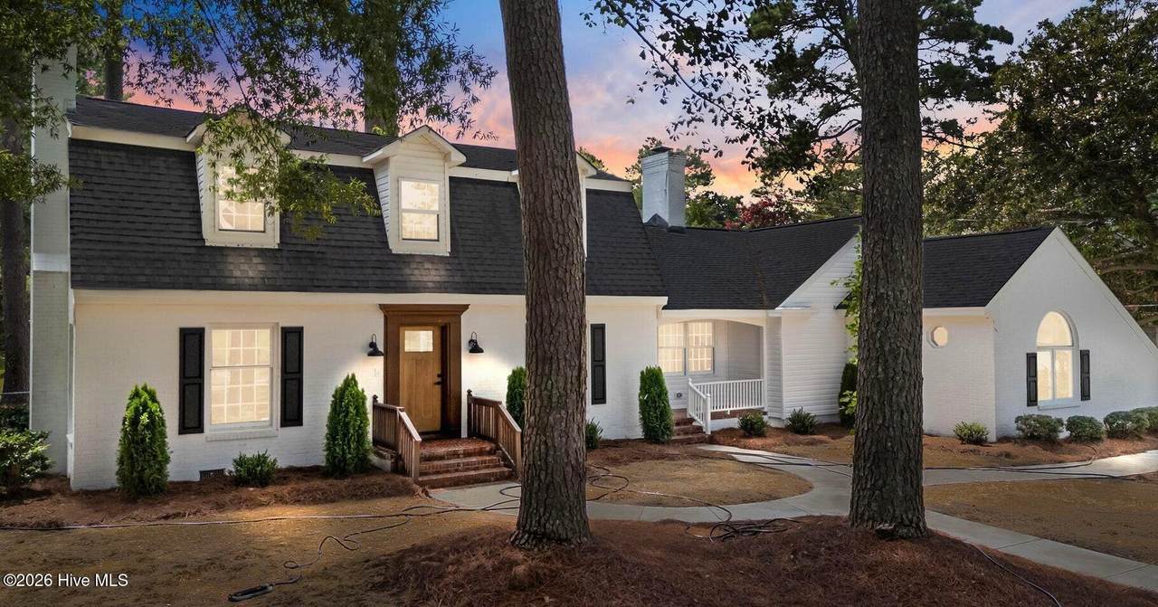 909 Parkside Drive - Photo 1