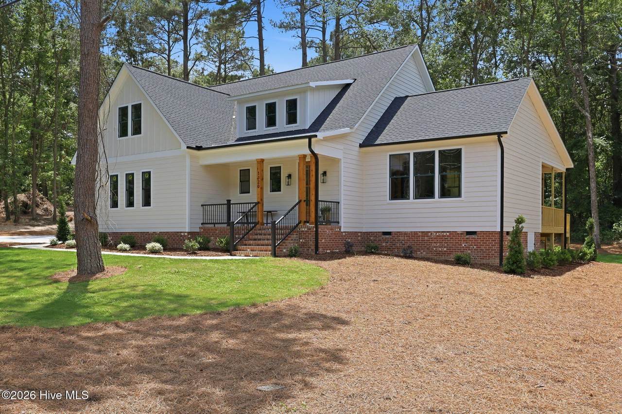 1320 Mcneill Street - Photo 1