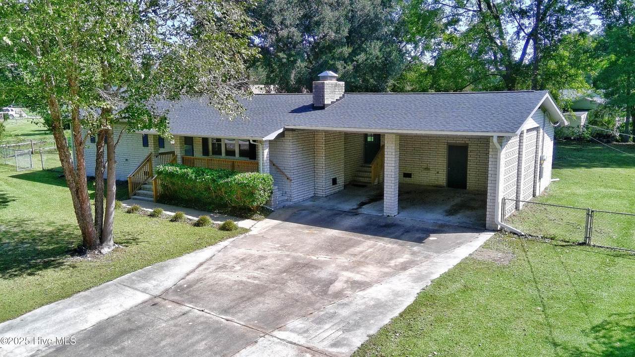 115 Vera Court - Photo 1