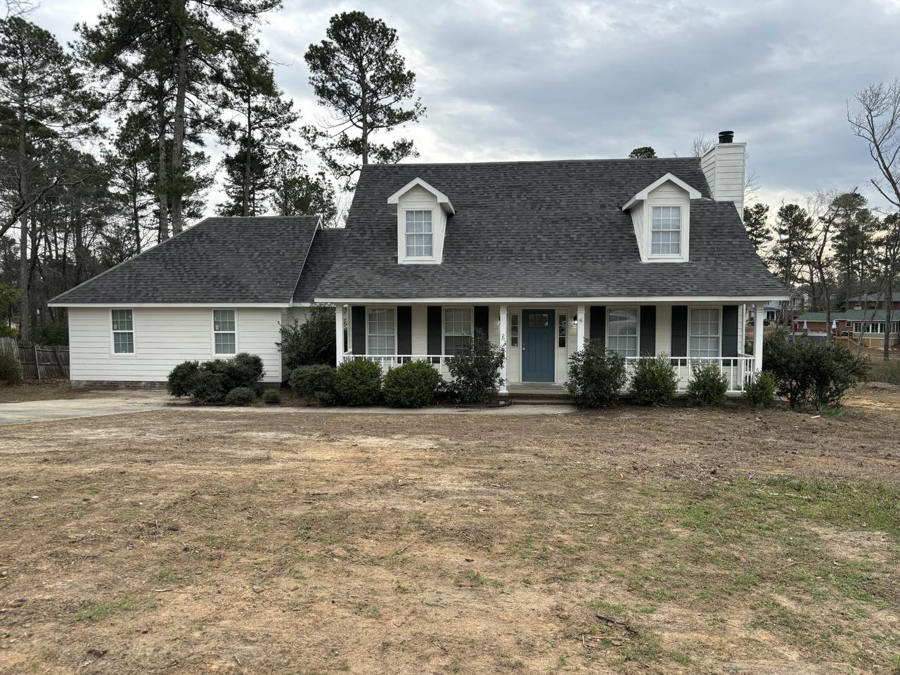 654 Clinton Way - Photo 1