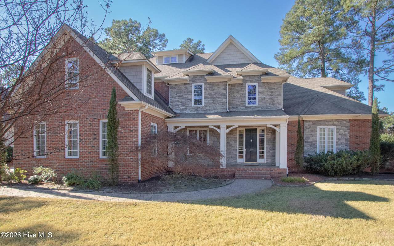 30 Spring Valley Court - Photo 1