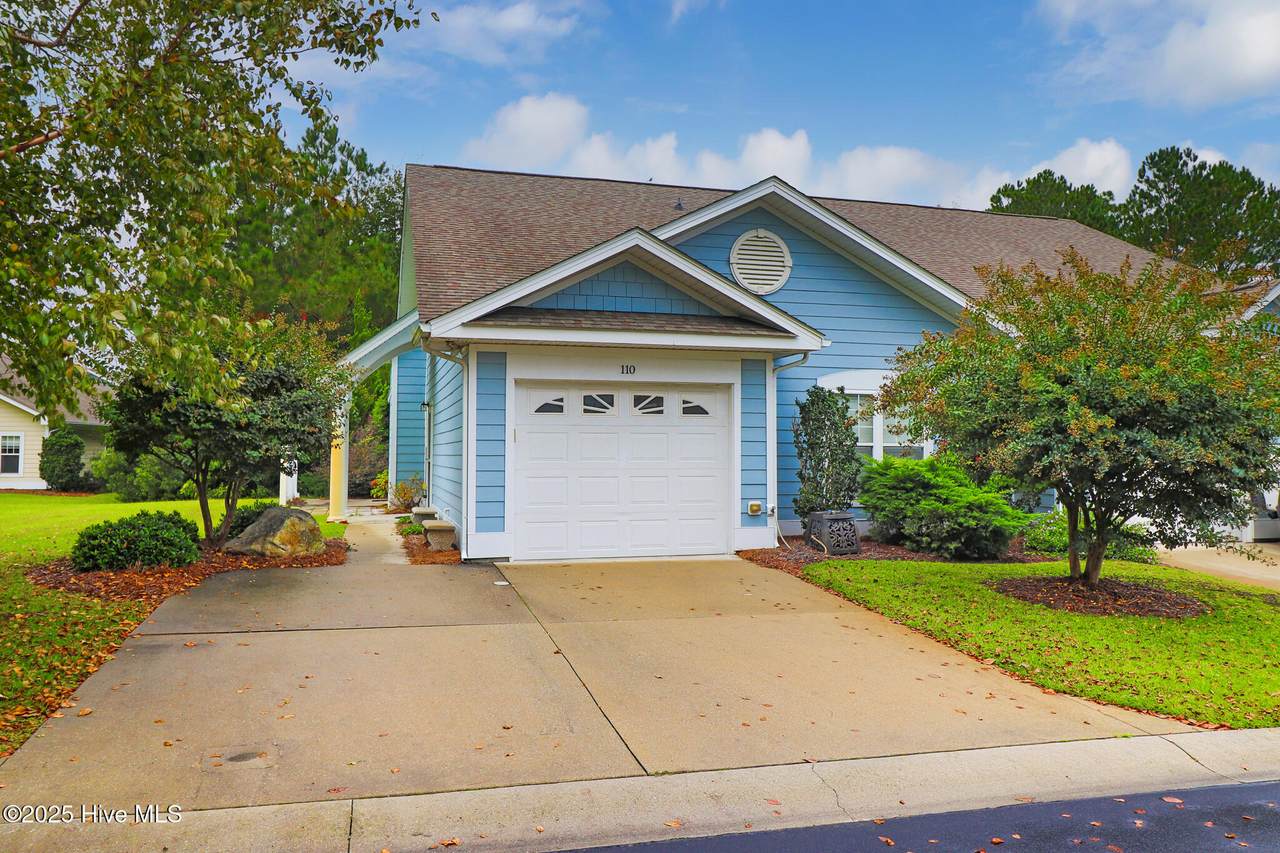 110 Treasure Cove - Photo 1