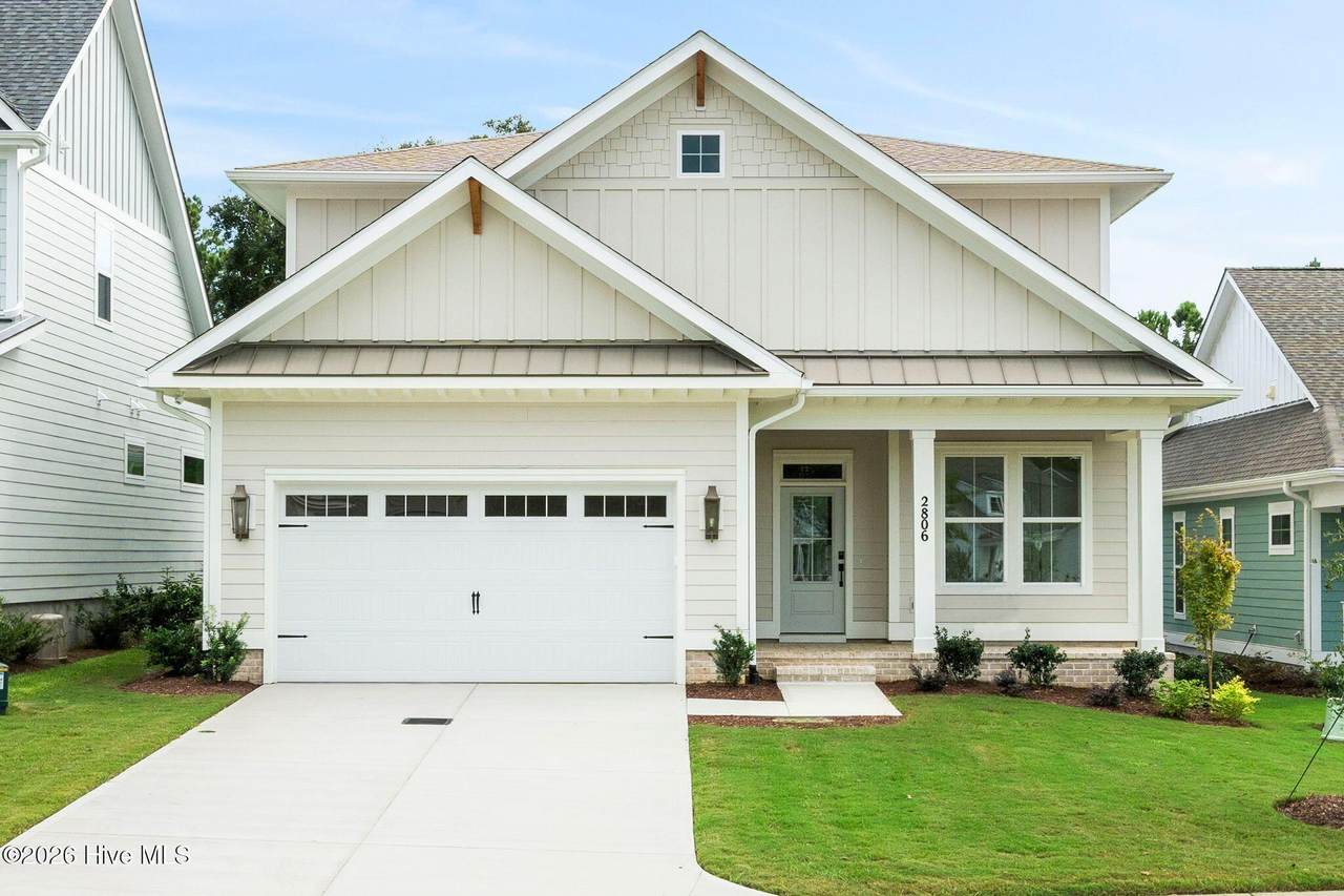 2806 Salvador Way - Photo 1