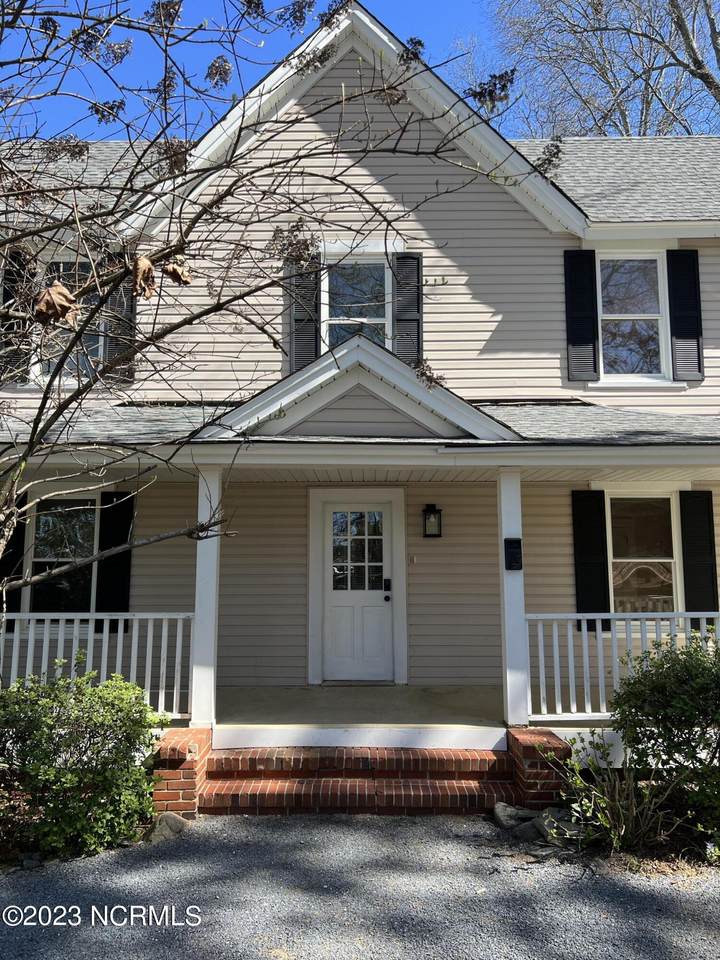 145 Vermont Avenue - Photo 1
