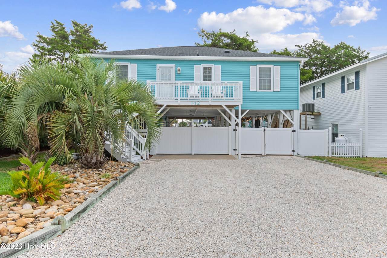 142 Marlin Drive - Photo 1