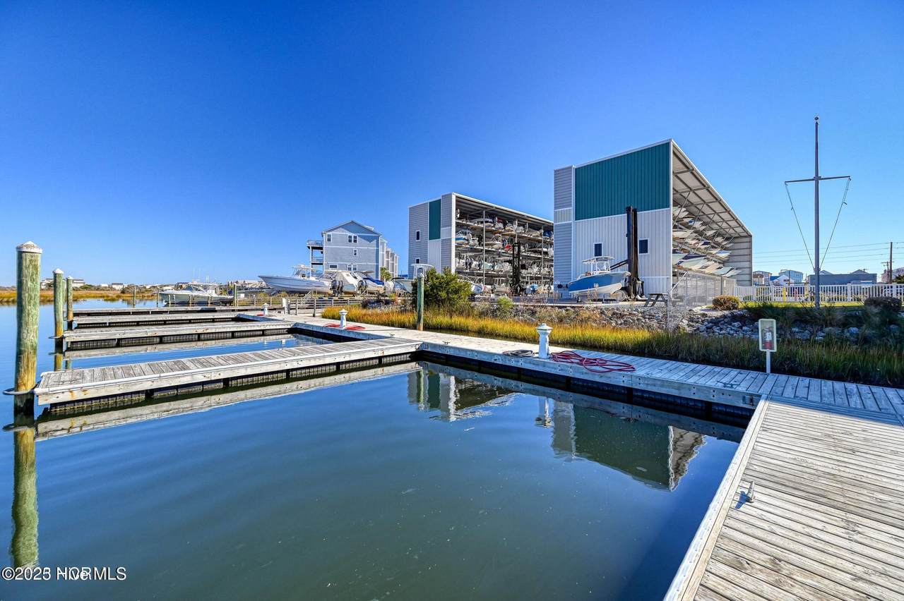 111 New River Drive - Photo 1