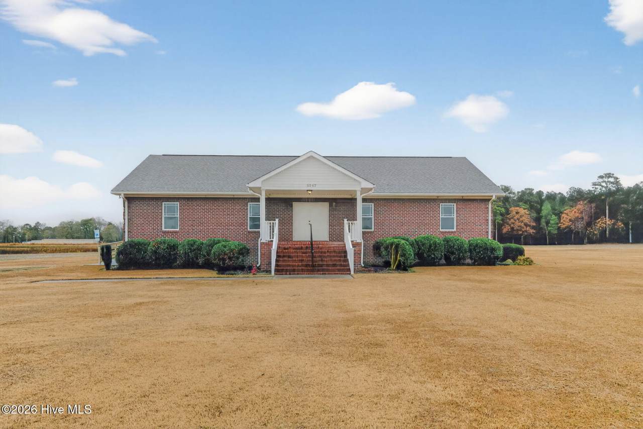 5547 Woodbridge Rd - Photo 1