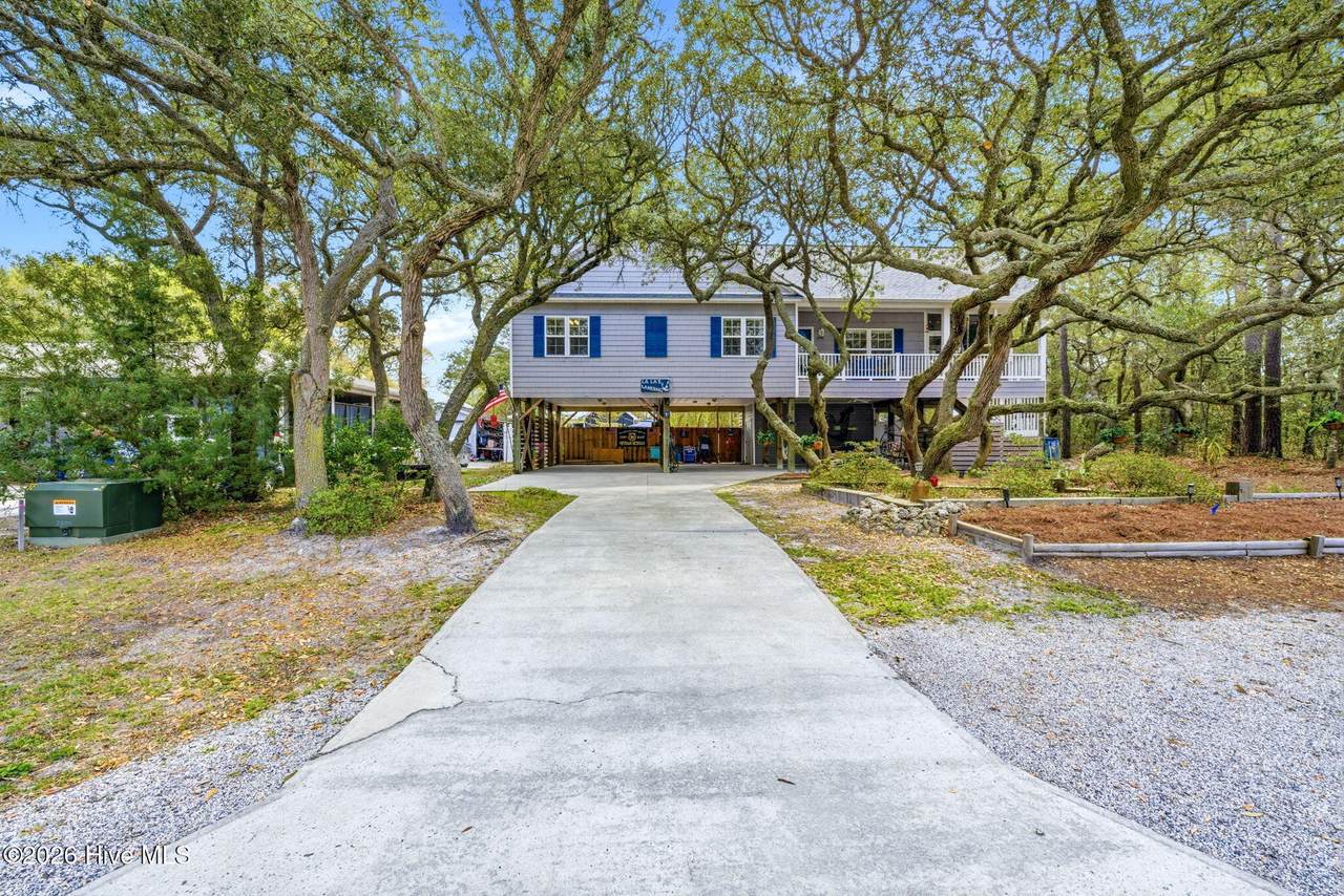 108 25th Street - Photo 1