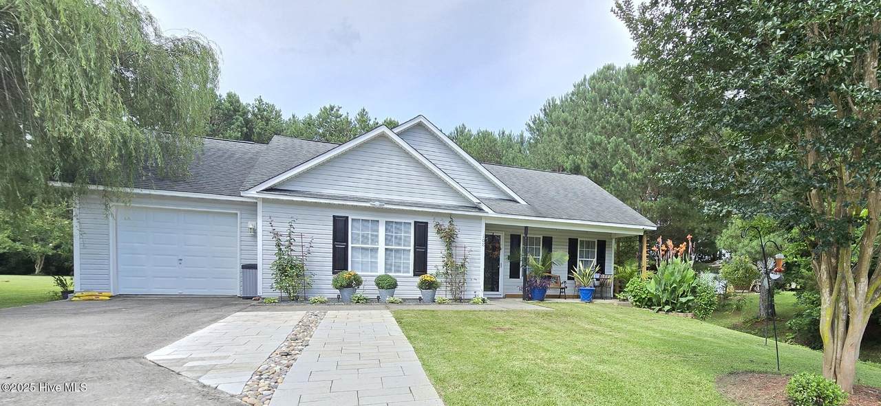 108 Willowbend Drive - Photo 1
