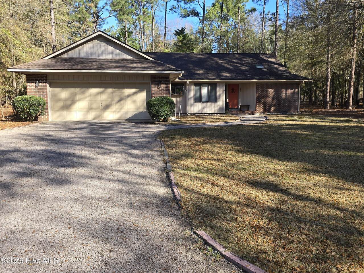 340 Oakmont Circle - Photo 1