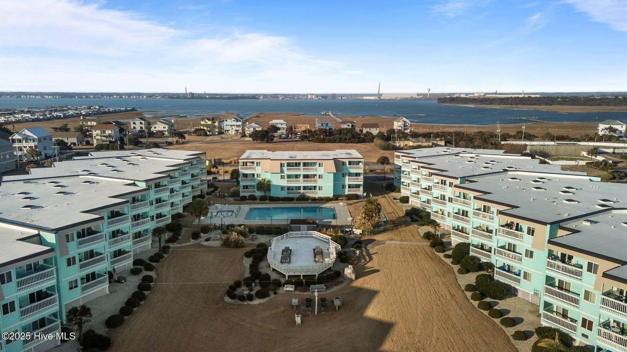 301 Commerce Way - Photo 1