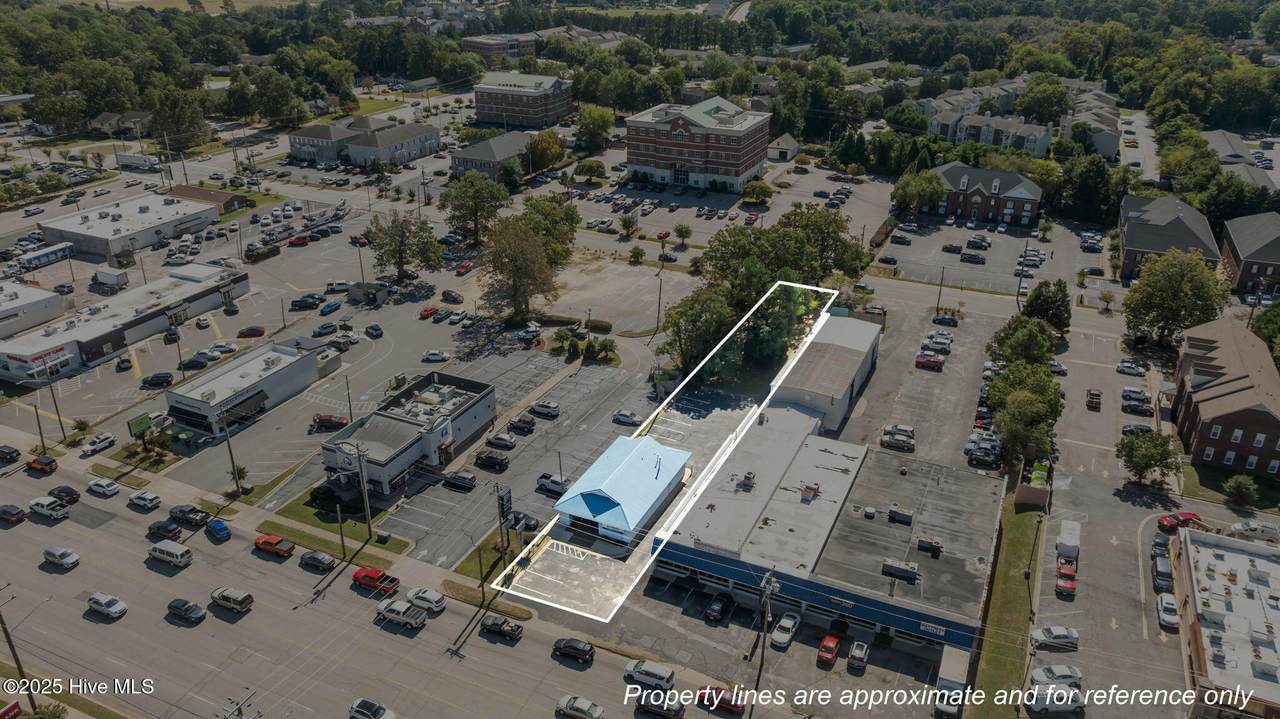 2823 Raeford Road - Photo 1