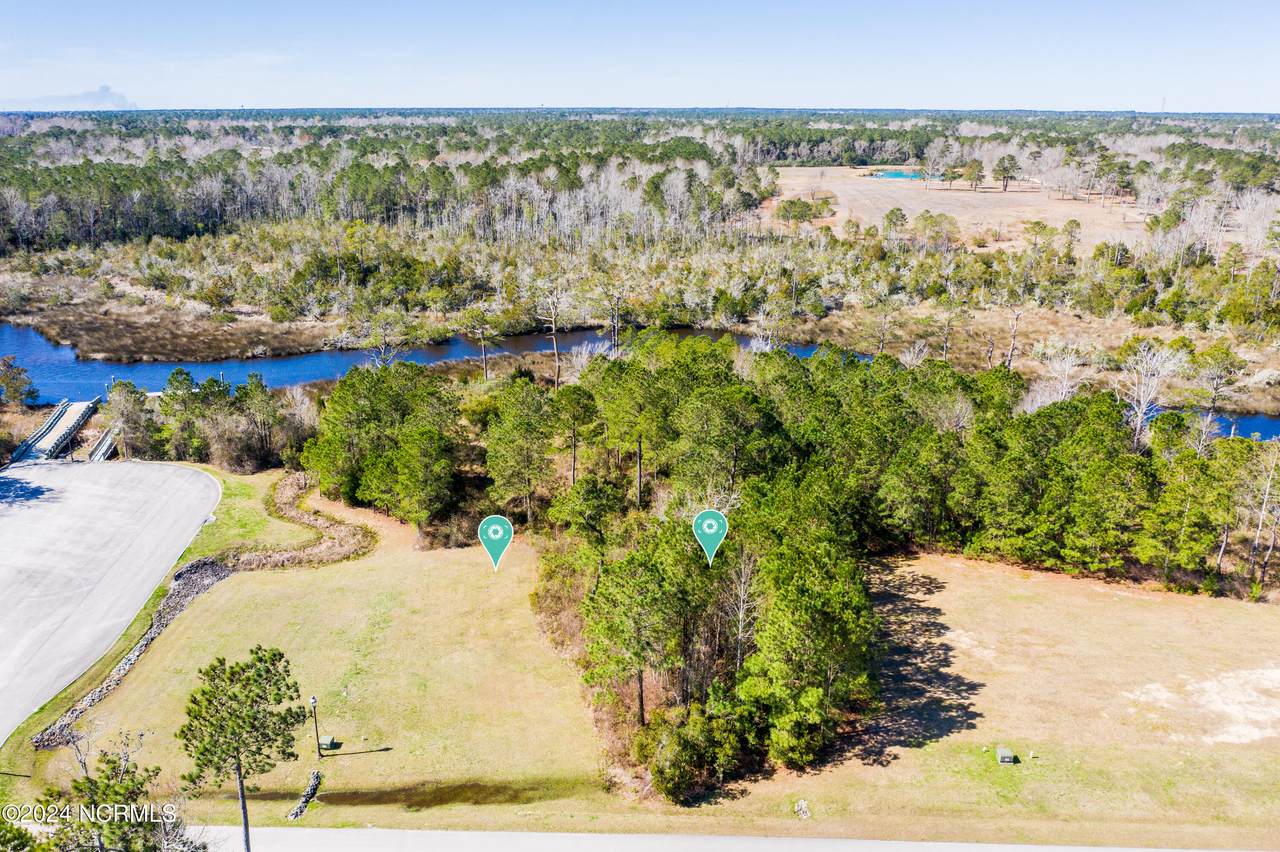 246 Kings Creek Crossing - Photo 1