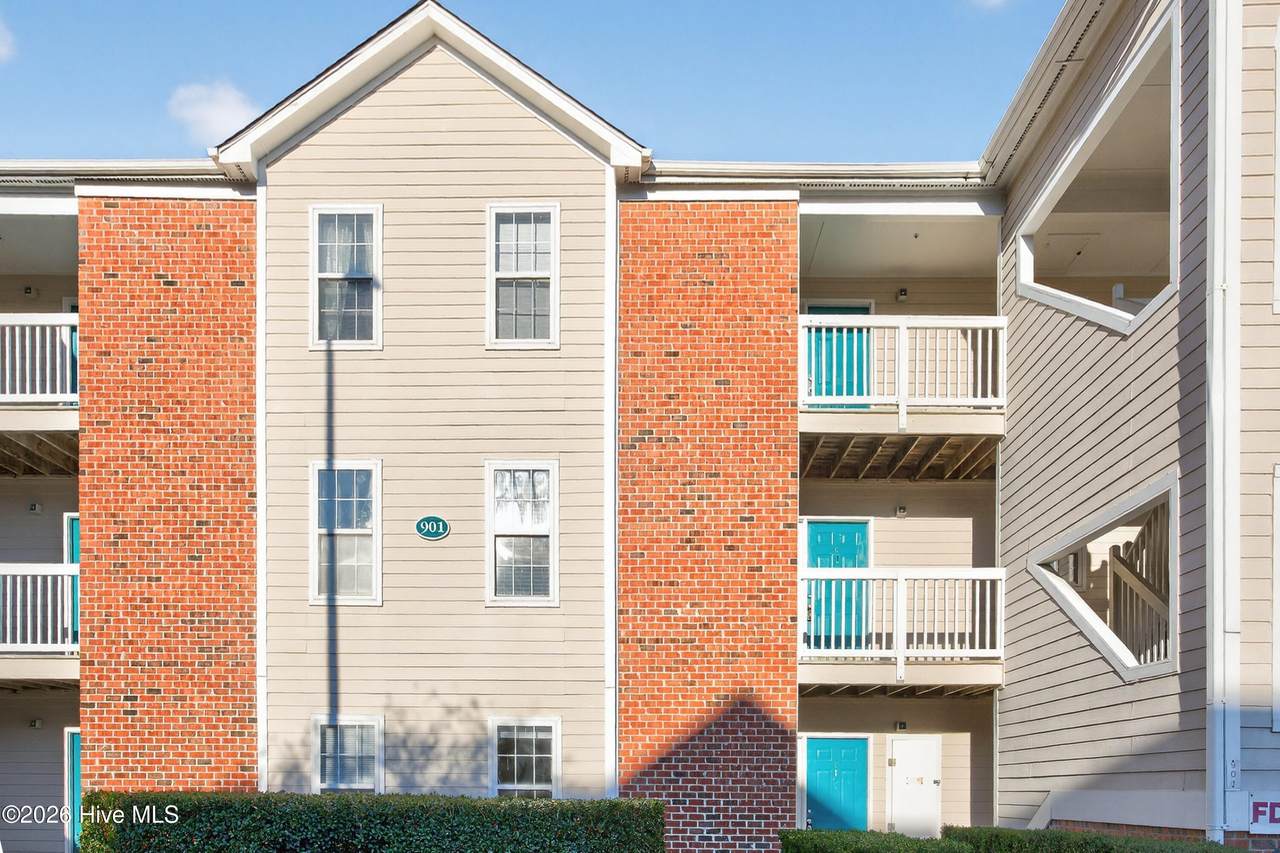 901 Litchfield Way - Photo 1