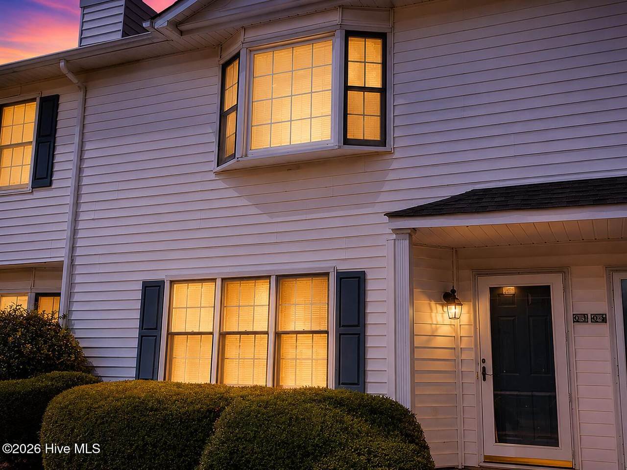 3803 Sterling Pointe Drive - Photo 1