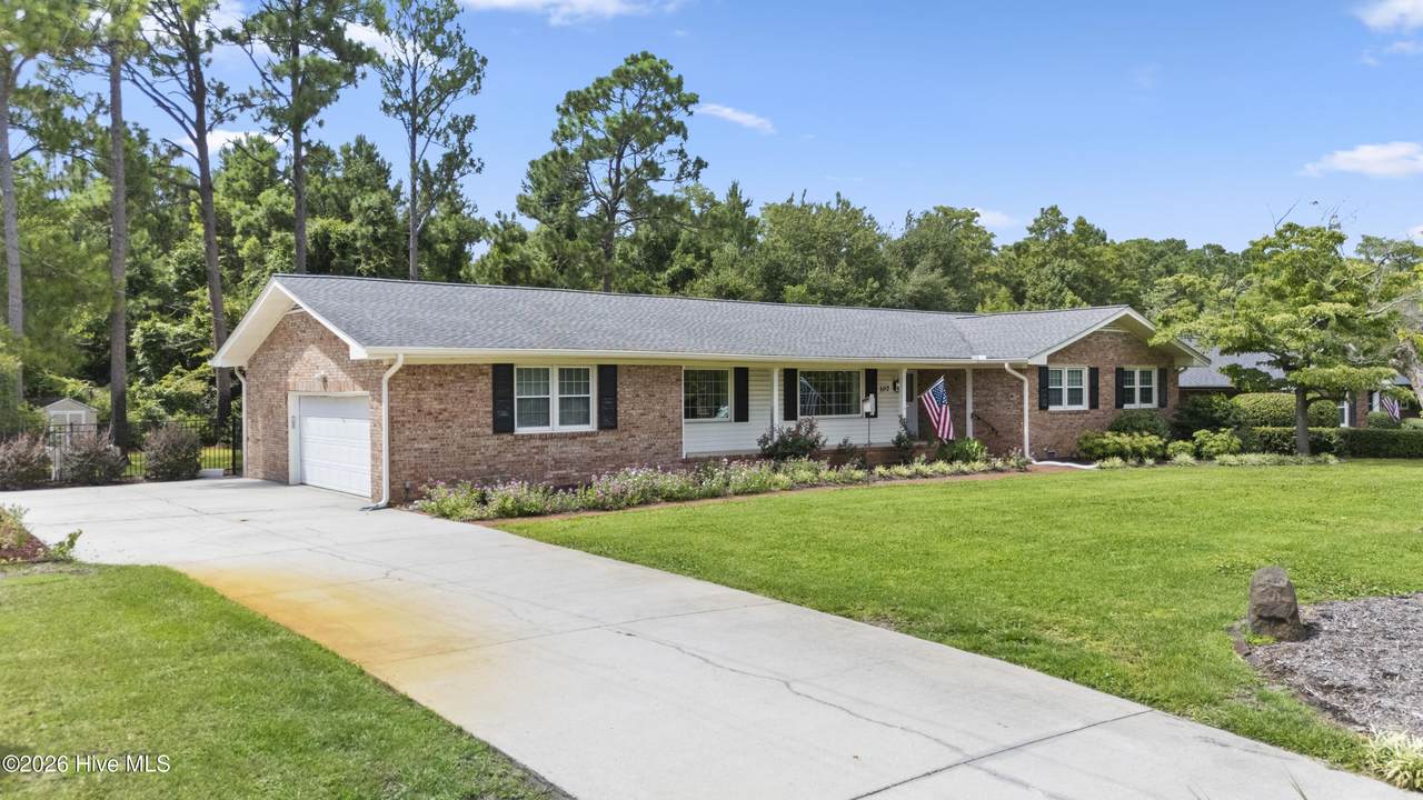107 Brookshire Lane - Photo 1