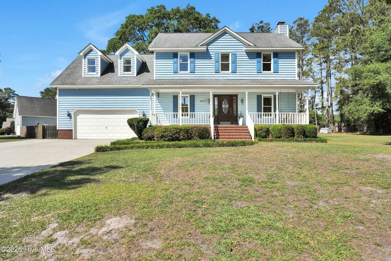 4927 Woodcrest Drive - Photo 1