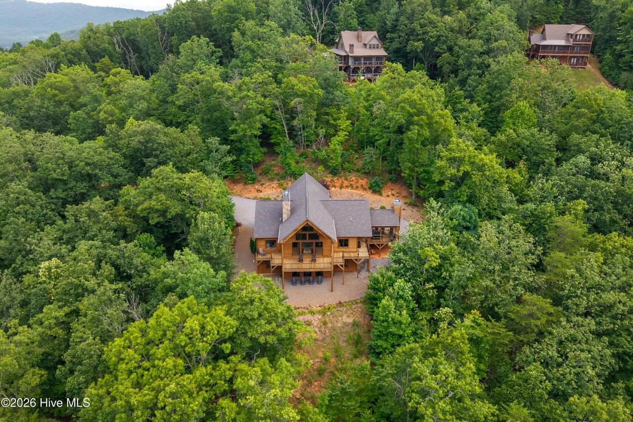 105 Noble Mountain Landing - Photo 1