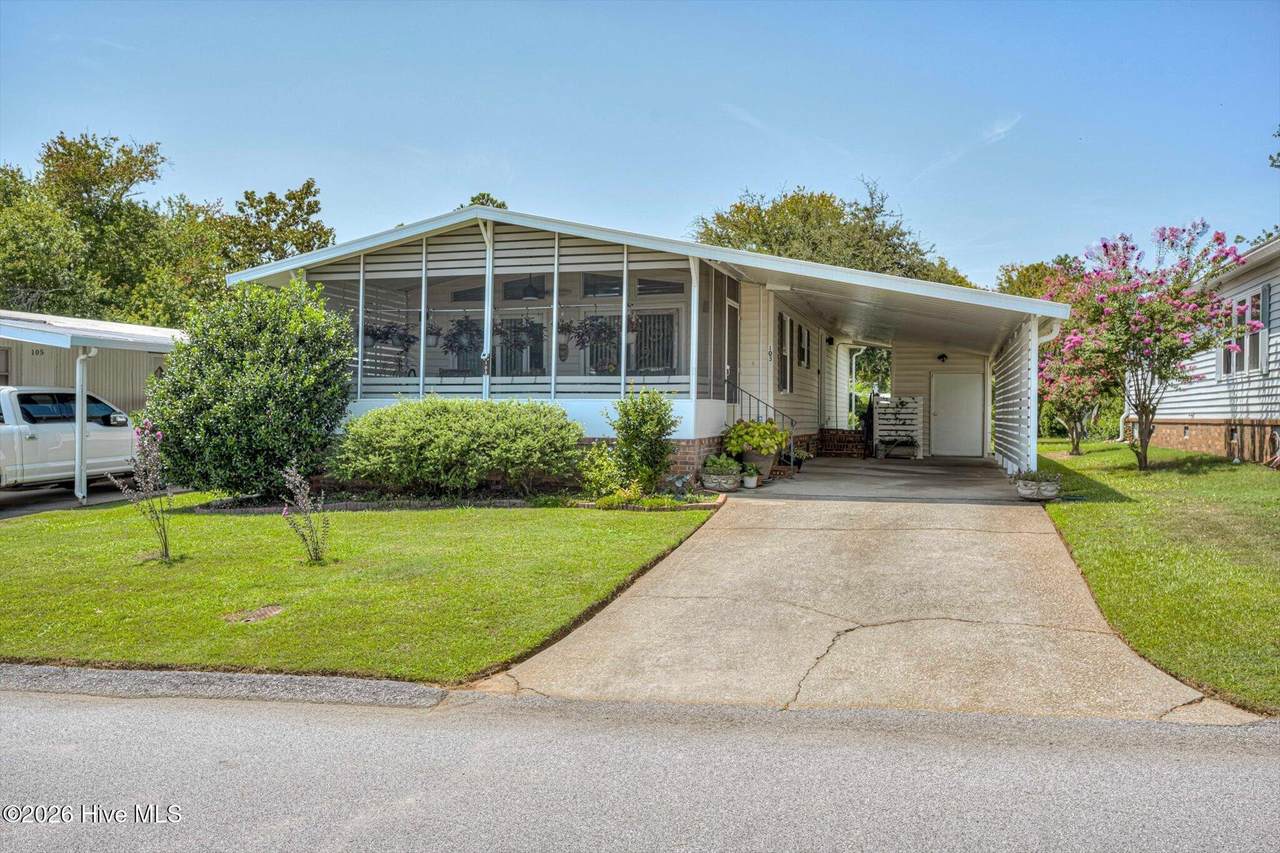 103 Constitution Avenue - Photo 1