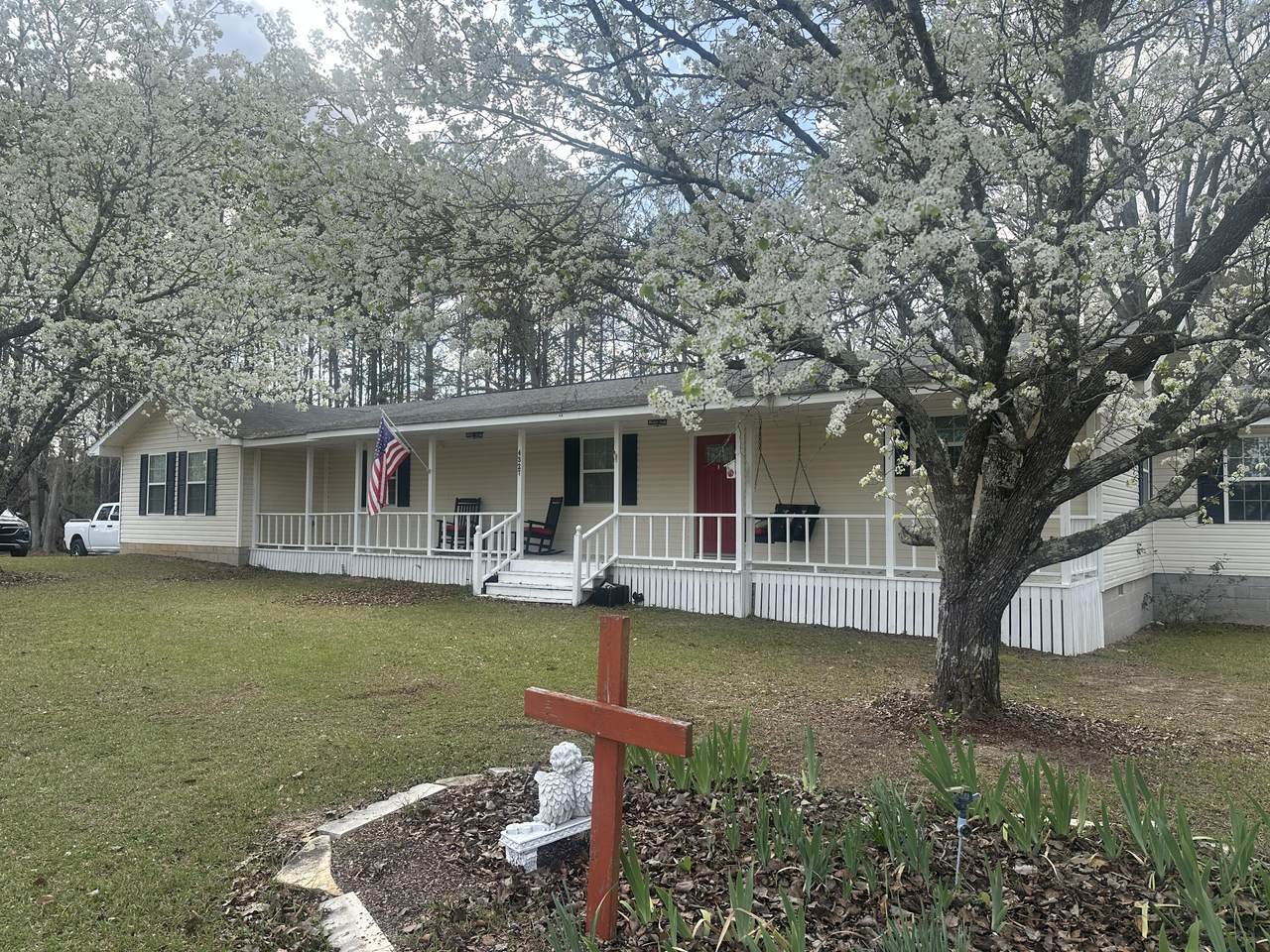 4327 Iron Hill Road - Photo 1