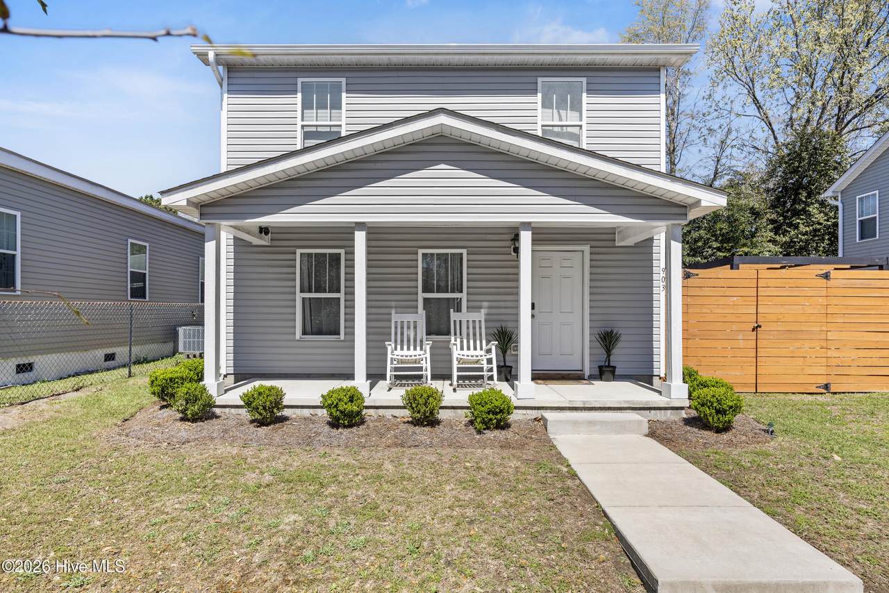 903 Walnut Street - Photo 1