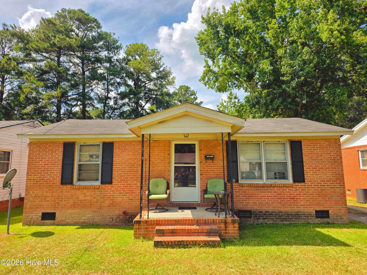 1116 Calvary Street - Photo 1
