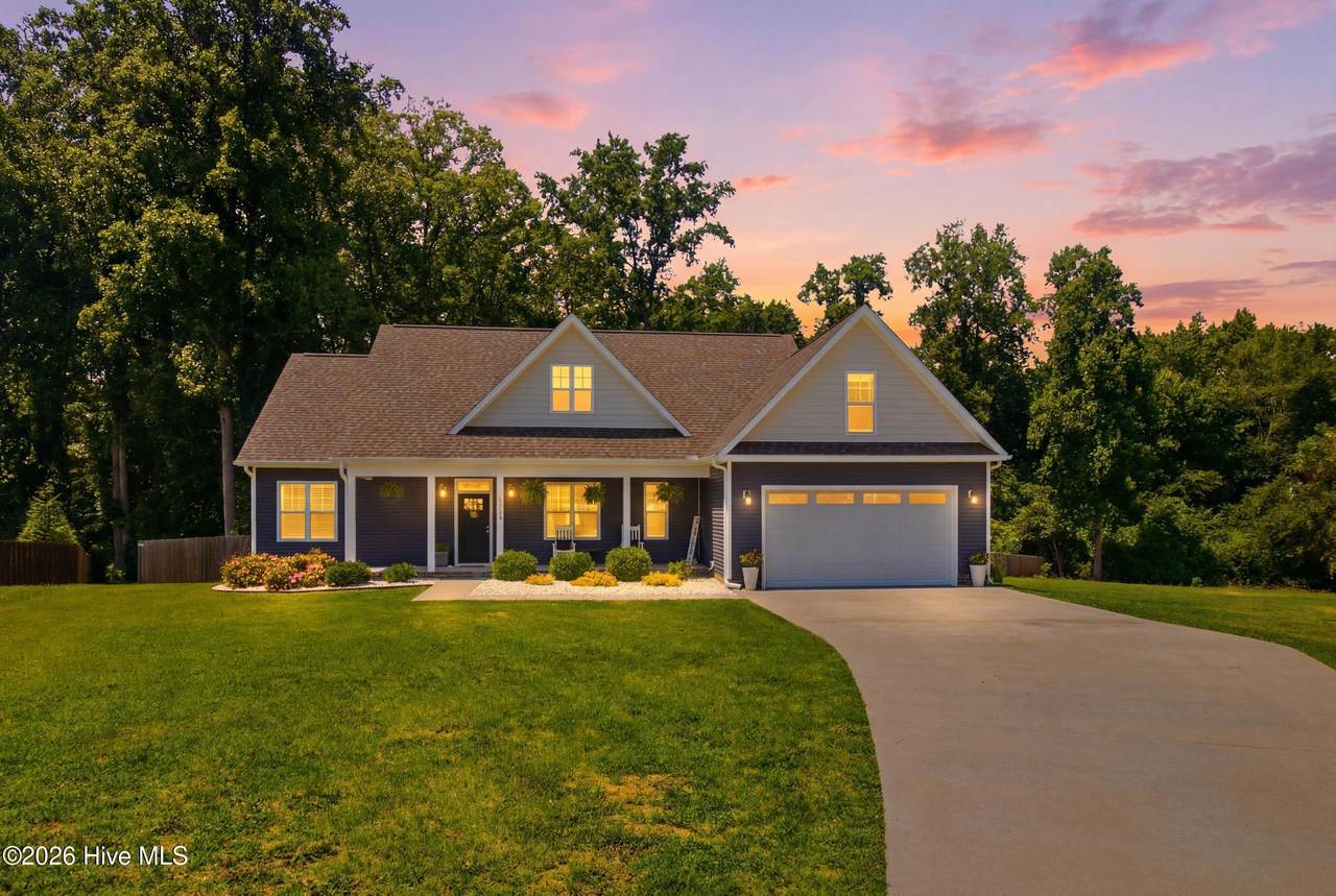 1702 Happy Trail Court - Photo 1