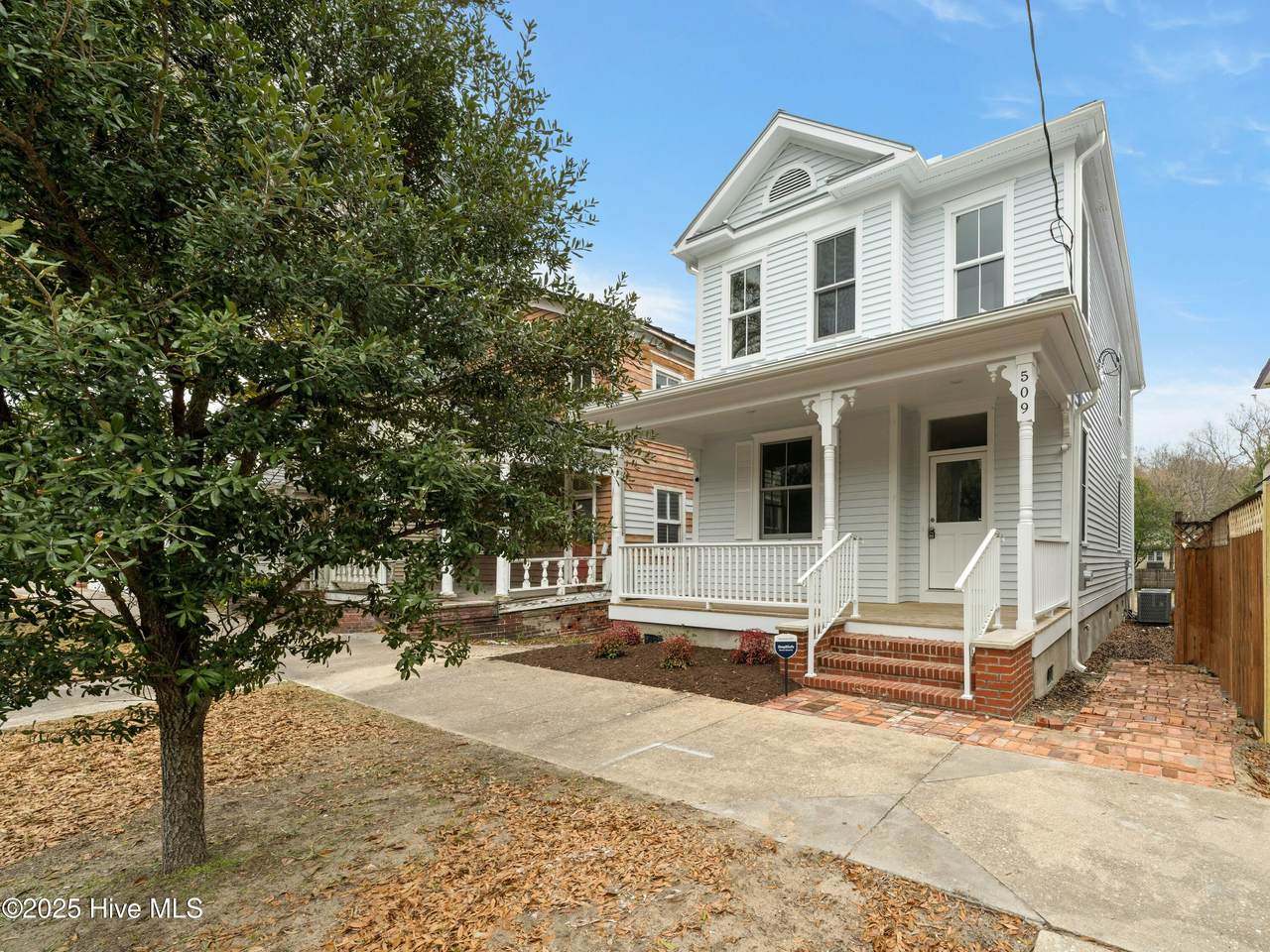 509 5th Avenue - Photo 1