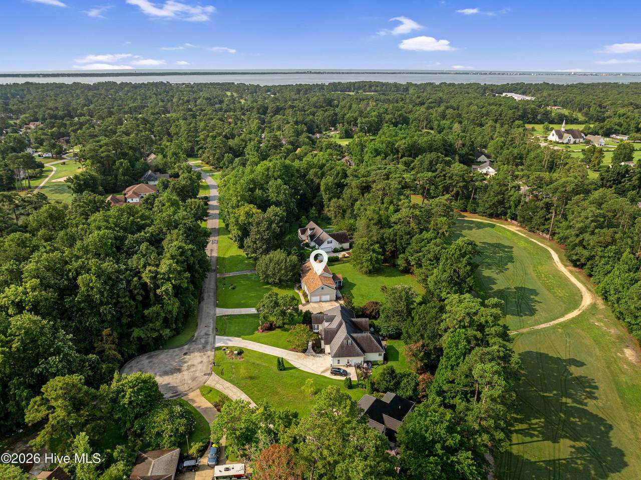 415 Hillcrest Drive - Photo 1